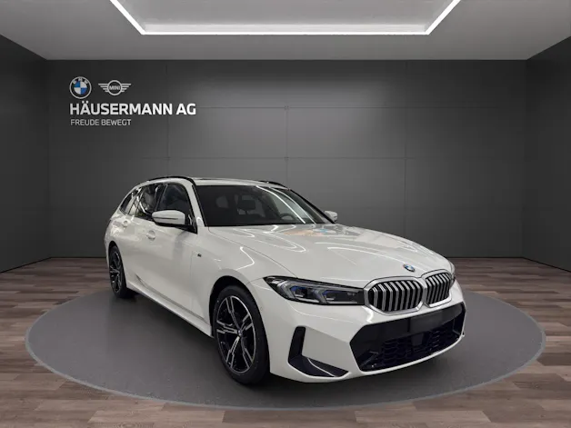 BMW 318d Touring M SPORT