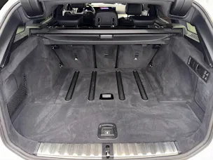 BMW 318d Touring M SPORT