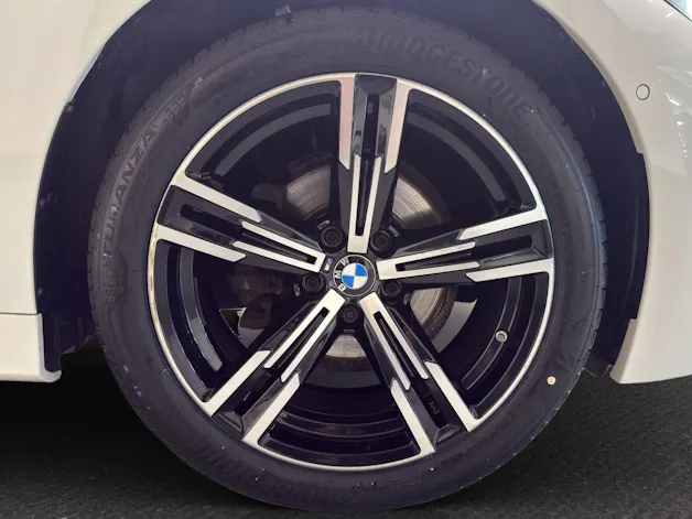 BMW 318d Touring M SPORT