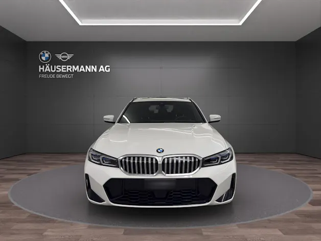 BMW 318d Touring M SPORT