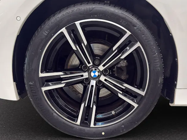 BMW 318d Touring M SPORT