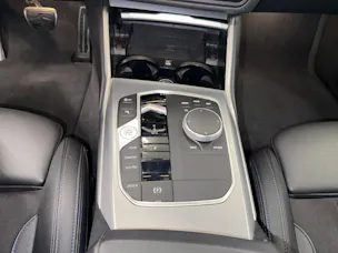 BMW 318d Touring M SPORT