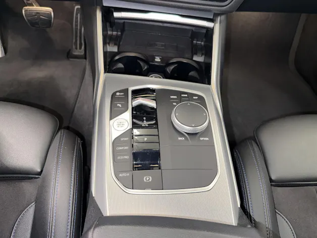 BMW 318d Touring M SPORT