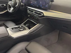 BMW 318d Touring M SPORT