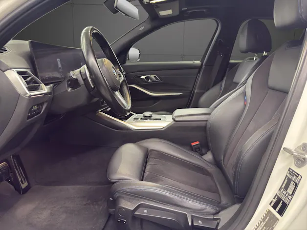 BMW 318d Touring M SPORT