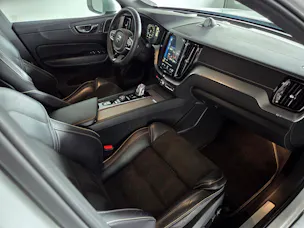 VOLVO XC60 2.0 T8 TE R-Design eAWD