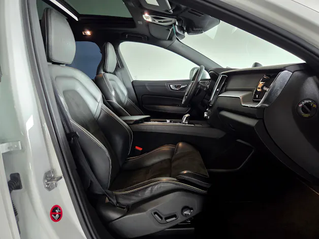 VOLVO XC60 2.0 T8 TE R-Design eAWD