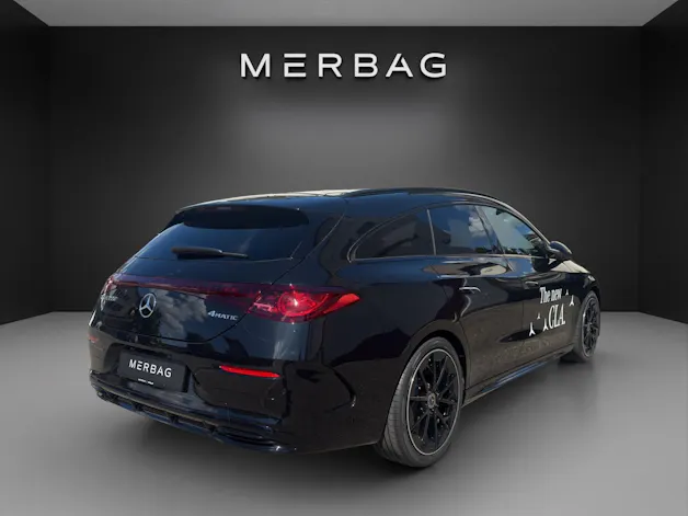 MERCEDES-BENZ CLA Shooting Brake 220 4Matic 8G-DCT