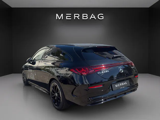 MERCEDES-BENZ CLA Shooting Brake 220 4Matic 8G-DCT