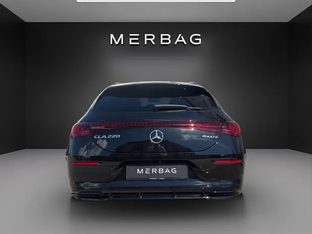 MERCEDES-BENZ CLA Shooting Brake 220 4Matic 8G-DCT