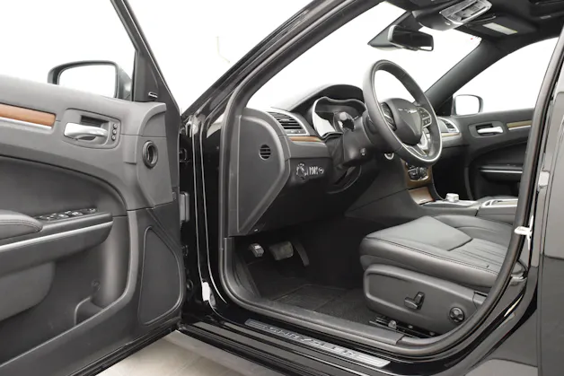 CHRYSLER 300C 5.7 V8