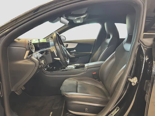 MERCEDES-BENZ CLA 250 AMG Line 4MATIC Shooting Brake