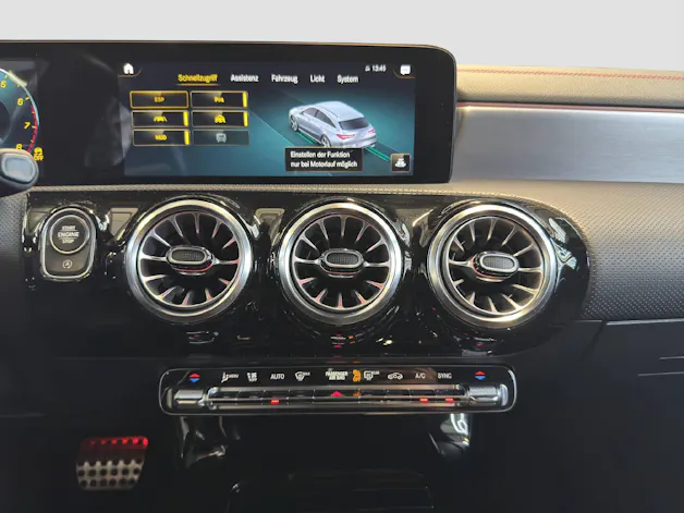 MERCEDES-BENZ CLA 250 AMG Line 4MATIC Shooting Brake