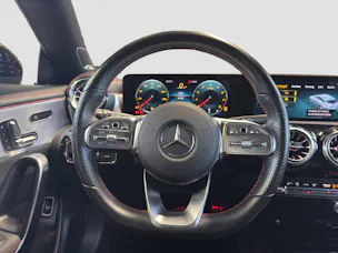 MERCEDES-BENZ CLA 250 AMG Line 4MATIC Shooting Brake