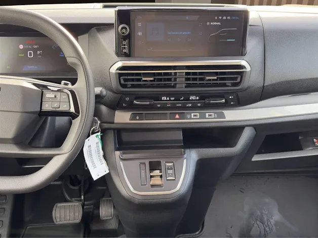 PEUGEOT e-Traveller Business 50 Standard