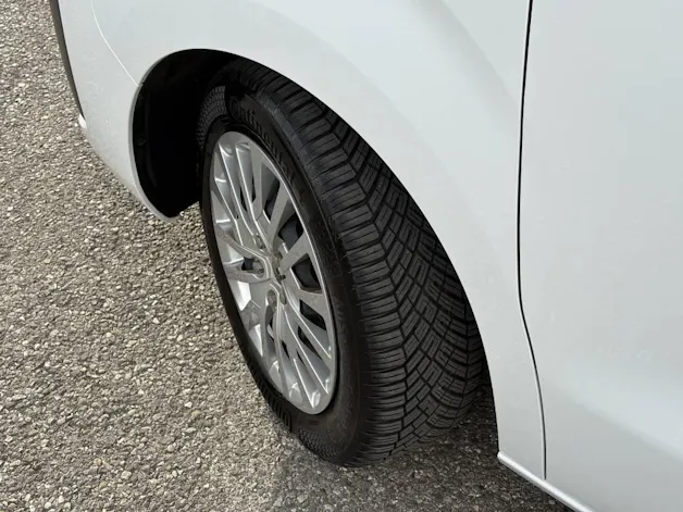 PEUGEOT e-Traveller Business 50 Standard