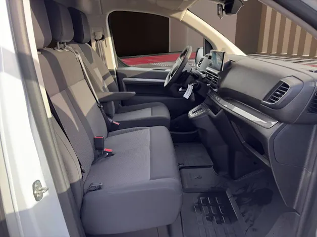 PEUGEOT e-Traveller Business 50 Standard