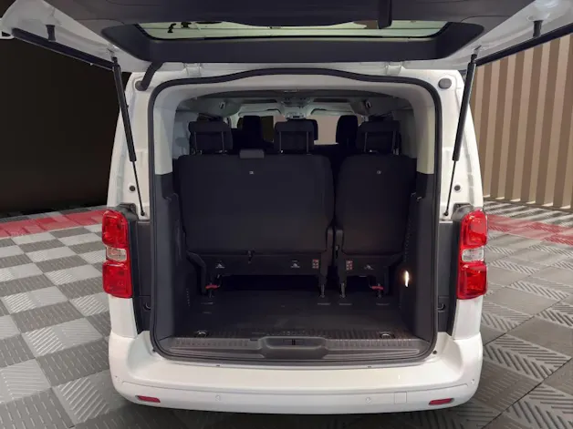 PEUGEOT e-Traveller Business 50 Standard