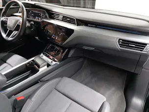 AUDI e-tron 55 S Line Black Edition quattro