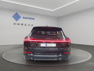 AUDI e-tron 55 S Line Black Edition quattro