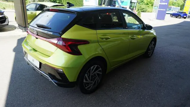 HYUNDAI i20 1.0 T-GDi Amplia DCT