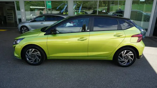 HYUNDAI i20 1.0 T-GDi Amplia DCT