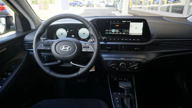 HYUNDAI i20 1.0 T-GDi Amplia DCT