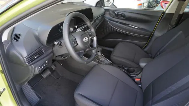 HYUNDAI i20 1.0 T-GDi Amplia DCT