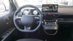 HYUNDAI Inster 49kWh Amplia