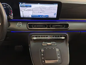 MERCEDES-BENZ V 250 d 4M - Lang / 4x4 / DISTRONIC / 360 Grad Kamera / AHK / 7 Sitze