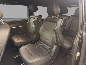MERCEDES-BENZ V 250 d 4M - Lang / 4x4 / DISTRONIC / 360 Grad Kamera / AHK / 7 Sitze
