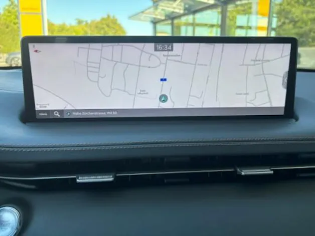 Genesis GV70 2.2 CRDI Luxury AT8