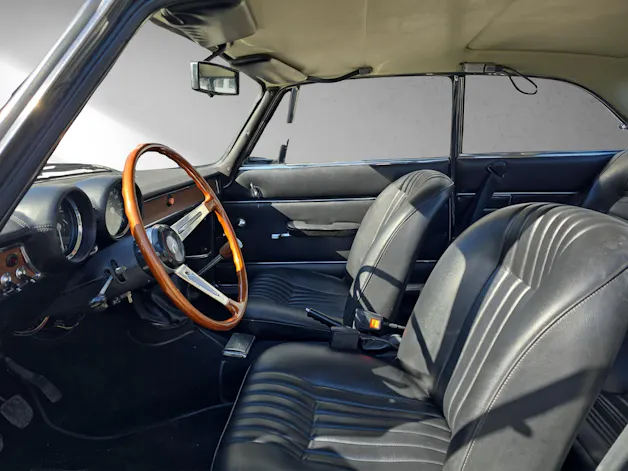ALFA ROMEO 1600 GT