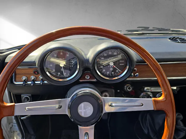 ALFA ROMEO 1600 GT