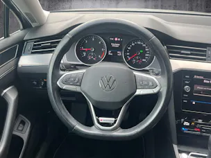VW Passat Variant 2.0 TDI 200 Elegance DSG 4m