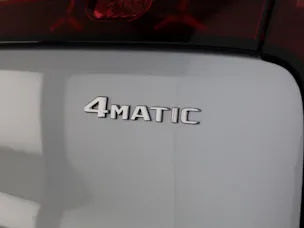 MERCEDES-BENZ GLB 220 4Matic 8G-Tronic