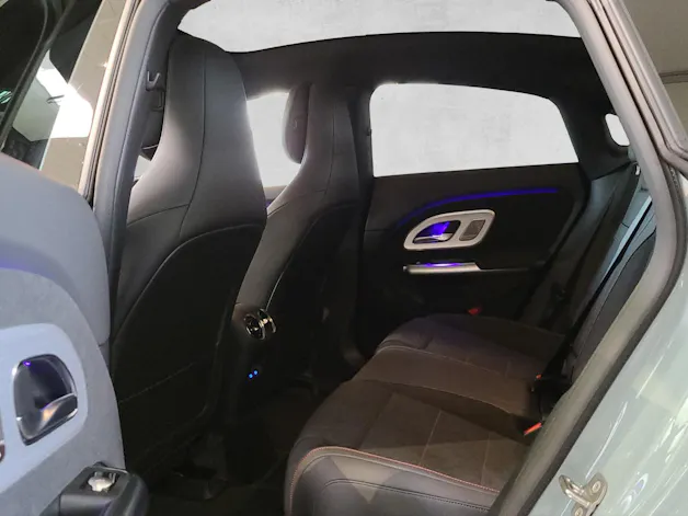 MERCEDES-BENZ CLA 350 4 Matic 85 kWh EQ