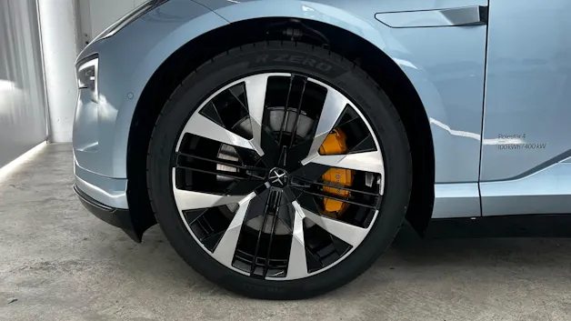 Polestar 4 Long Range Dual Motor
