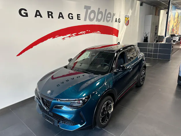 ALFA ROMEO Junior BEV 156 54kWh Speciale + Tech