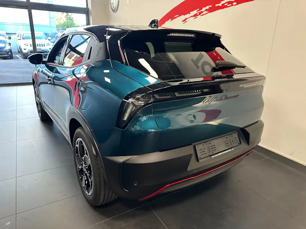 ALFA ROMEO Junior BEV 156 54kWh Speciale + Tech