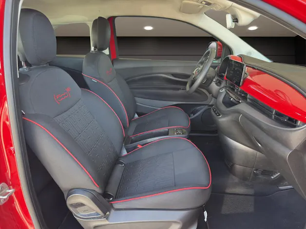FIAT 500 Red