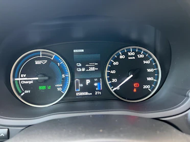 MITSUBISHI ECLIPSE CROSS 6