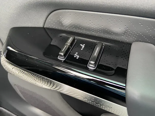 ZEEKR 7X 100kWh Privilege Advanced Comfort Cockpit AWD