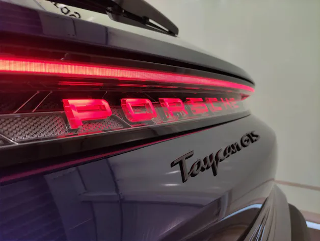 PORSCHE Taycan Sport Turismo GTS