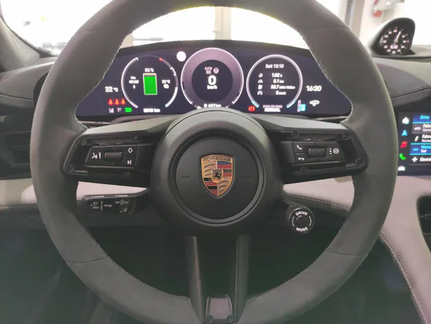 PORSCHE Taycan Sport Turismo GTS