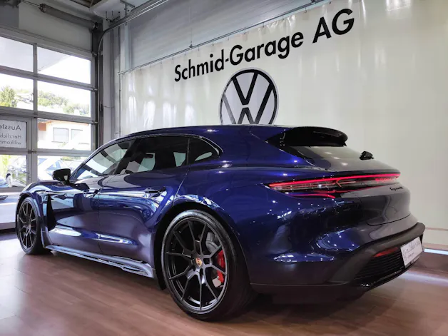 PORSCHE Taycan Sport Turismo GTS