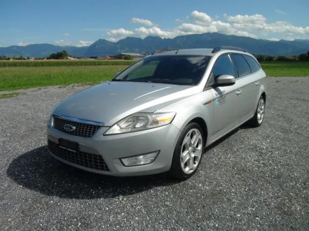 FORD Mondeo 2.0 TDCi 130 PS Titanium Kombi