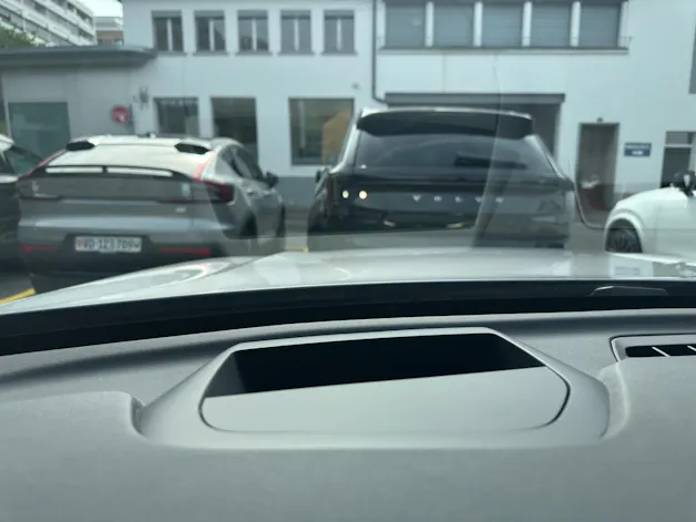 VOLVO XC60 2.0 T6 TE Plus Dark eAWD