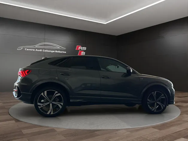 AUDI Q3 Sportback 45 TFSI e S line Attraction S-tronic