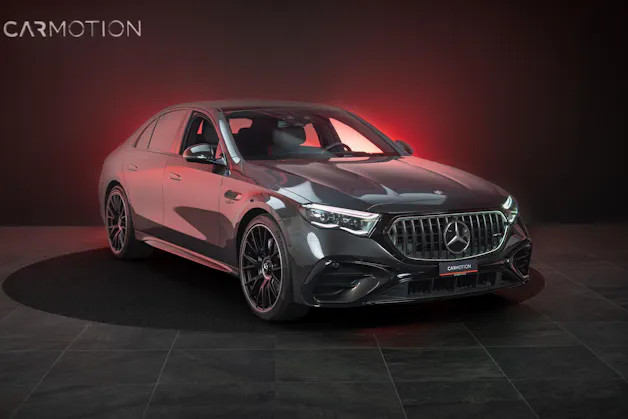MERCEDES-BENZ E 53 Hybrid AMG 4matic+ / Beleuchteter Kühlergrill / Panorama / Burmester
